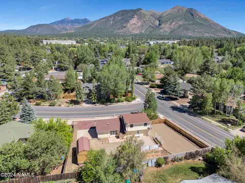 3811 Sparrow Ave, Flagstaff, AZ 86004