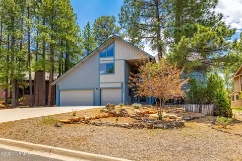 4403 E Rustic Knolls Ln, Flagstaff, AZ 86004