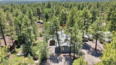 635 E Oak Dr, Munds Park, AZ 86017