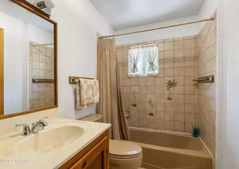871 Celilo, Flagstaff, AZ 86005 photo 19