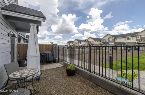 12229 Curtis Ct, Bellemont, AZ 86015