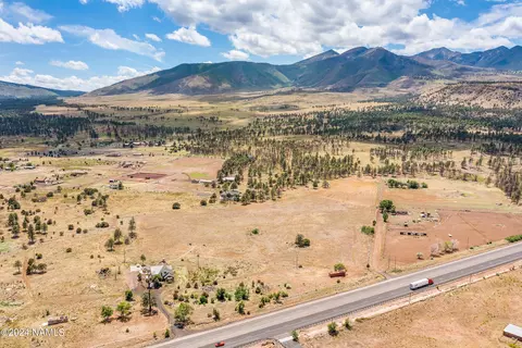 5464 E Pumpkin Patch Rd, Flagstaff, AZ 86004 photo 4