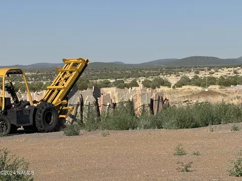 48501 N Double A Ranch Rd, Ash Fork, AZ 86320 photo 17