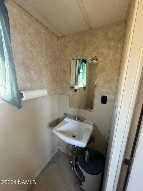48501 N Double A Ranch Rd, Ash Fork, AZ 86320 photo 14