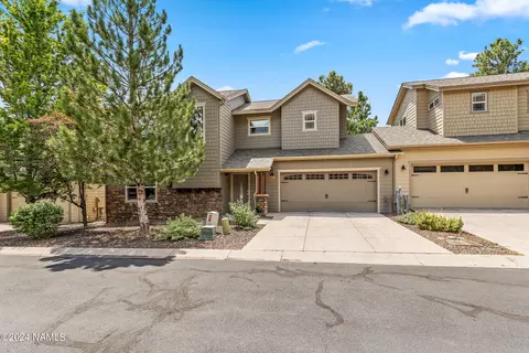 3803 Jacamar Dr, Flagstaff, AZ 86004