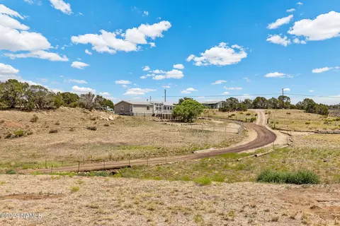4700 Mckellip, Flagstaff, AZ 86004 photo 3