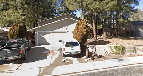 3987 Zurich St, Flagstaff, AZ 86004