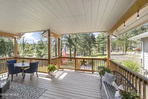 Exterior - 4635 Canyon Loop, Flagstaff, AZ 86005 photo 2 of 14