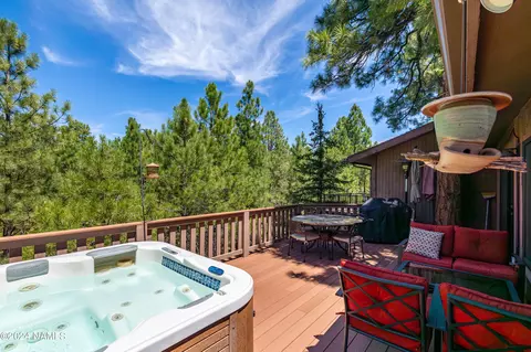 2019 N Chipmunk Ct, Flagstaff, AZ 86004