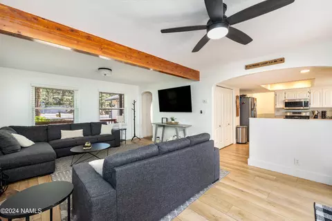 Living - 2795 E Hemberg Dr, Flagstaff, AZ 86004 photo 4 of 5