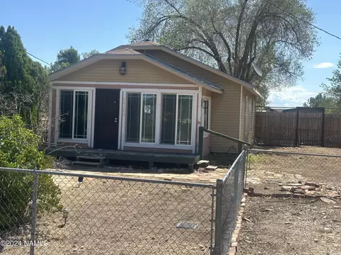 54245 N Main St, Seligman, AZ 86337