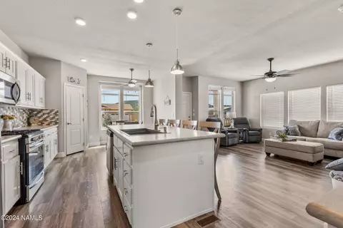 225 Pinecrest Trl, Williams, AZ 86046 photo 7