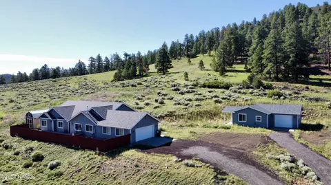 8622 Jupiter Dr, Flagstaff, AZ 86004