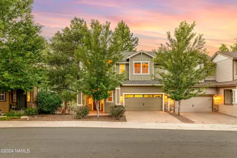 940 E Sterling Ln, Flagstaff, AZ 86005