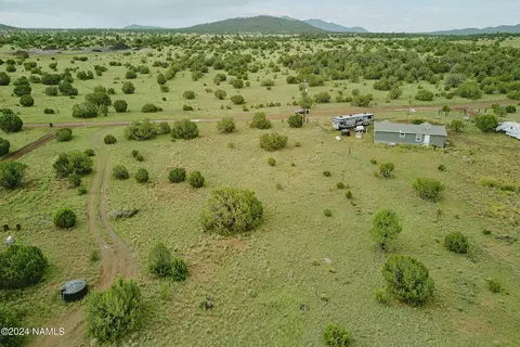 1687 E Brook Hill Rd, Williams, AZ 86046 photo 3