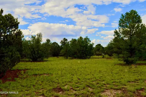01 N Santa Fe Dr, Williams, AZ 86046
