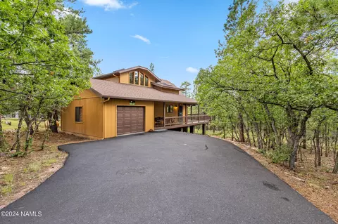 2414 Well Water Rd, Happy Jack, AZ 86024