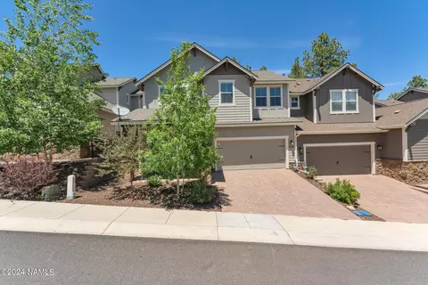 782 E Sterling Ln, Flagstaff, AZ 86005