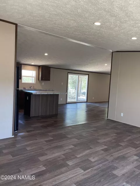 46886 8th St, Ash Fork, AZ 86320 photo 6