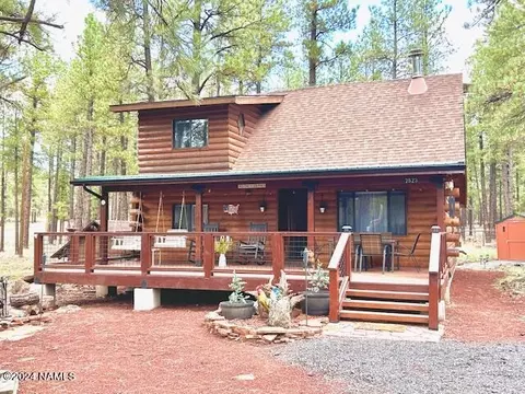7523 E Jolly Rogue Ln, Williams, AZ 86046
