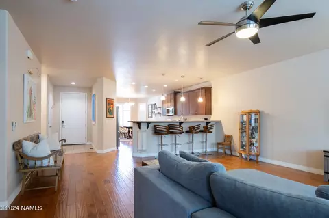3843 S Wagon Trl, Flagstaff, AZ 86005