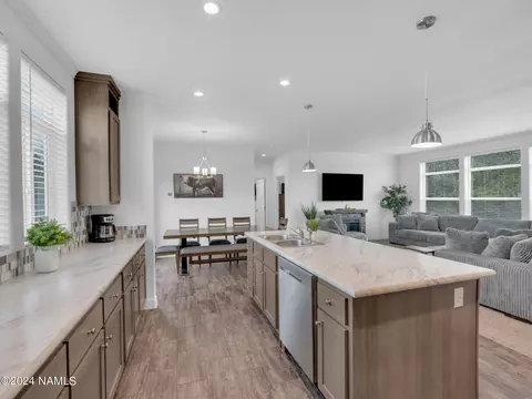 2435 E Starry Night Way, Williams, AZ 86046 photo 7