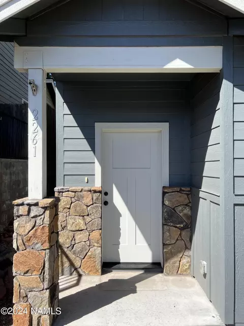 2261 W Mission Timber Cir, Flagstaff, AZ 86001