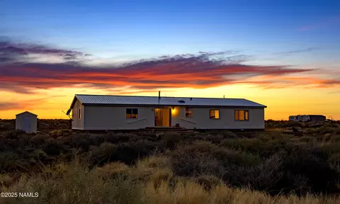 8728 Reata Rd, Winslow, AZ 86047