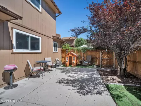 Exterior - 2509 E Heidi Loop, Flagstaff, AZ 86004 photo 4 of 5