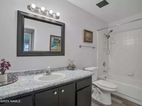 Bath - 2509 E Heidi Loop, Flagstaff, AZ 86004 photo 1 of 2