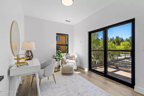 302 W Oak Ave #5, Flagstaff, AZ 86001