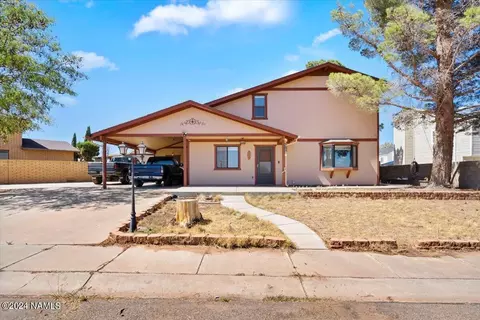 2153 Desert View Dr, Winslow, AZ 86047