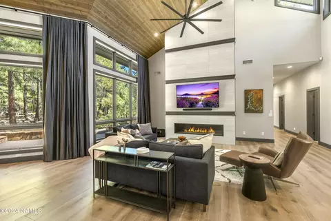 1721 Doc Fronske, Flagstaff, AZ 86005