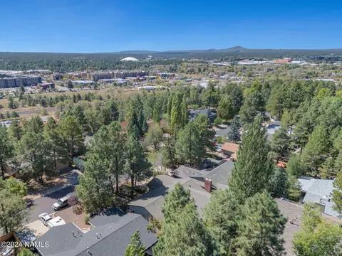 950 E Hilltop Ave, Flagstaff, AZ 86001 photo 27