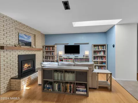 950 E Hilltop Ave, Flagstaff, AZ 86001 photo 9