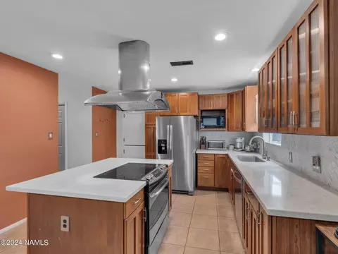 950 E Hilltop Ave, Flagstaff, AZ 86001 photo 4