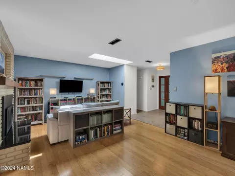 950 E Hilltop Ave, Flagstaff, AZ 86001 photo 11