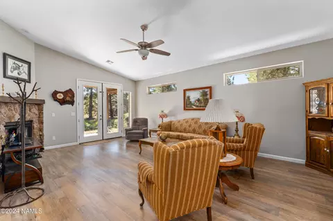 652 Brookline Loop, Williams, AZ 86046 photo 5