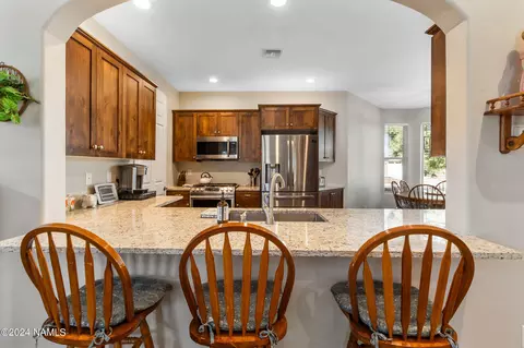 652 Brookline Loop, Williams, AZ 86046 photo 8