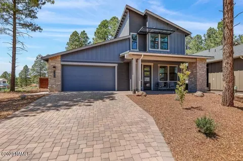 2417 S Luginbuhl St, Flagstaff, AZ 86001