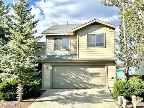 3040 W Easterday Ln, Flagstaff, AZ 86001