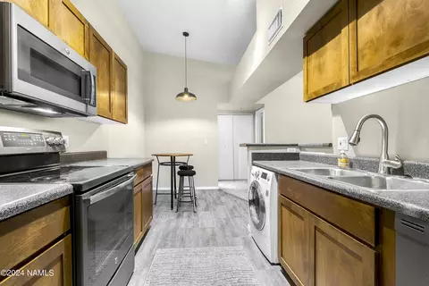 1385 W University Ave #255, Flagstaff, AZ 86001