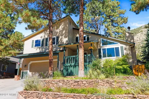 Exterior - 2232 E Skyline Dr, Flagstaff, AZ 86004 photo 3 of 8