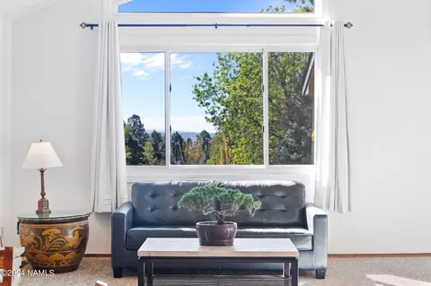 Living - 2232 E Skyline Dr, Flagstaff, AZ 86004 photo 1 of 2