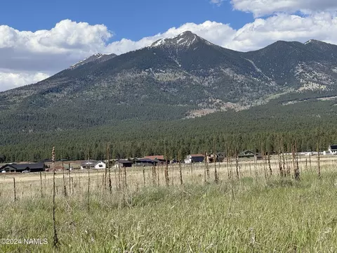 7048 Cambria Ln, Flagstaff, AZ 86001