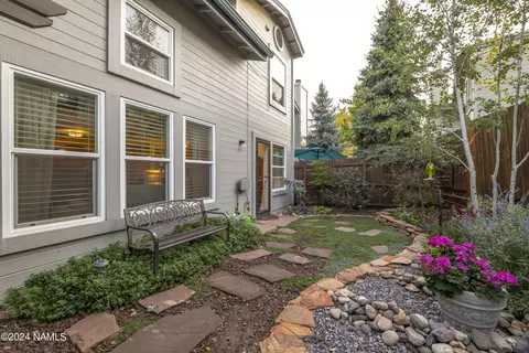 Exterior - 4415 E Spring Meadows Cir, Flagstaff, AZ 86004 photo 10 of 12