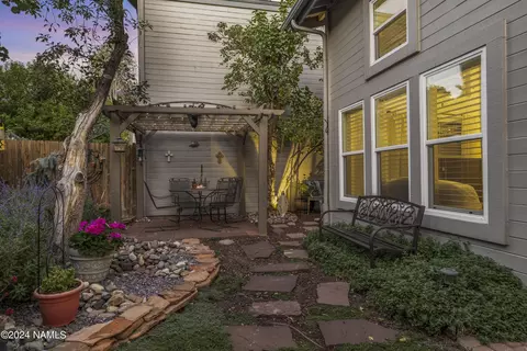 Exterior - 4415 E Spring Meadows Cir, Flagstaff, AZ 86004 photo 6 of 12