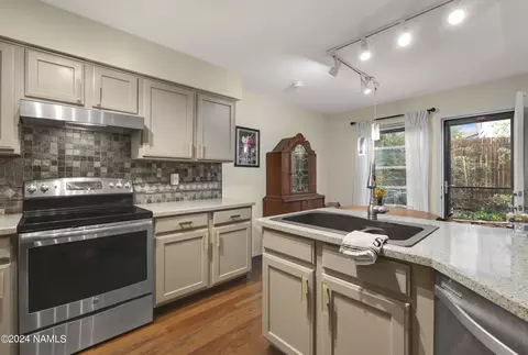 Kitchen - 4415 E Spring Meadows Cir, Flagstaff, AZ 86004 photo 2 of 2