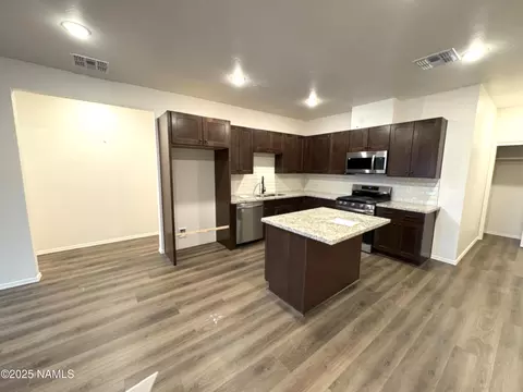 1650 E Ponderosa Pkwy #7-231, Flagstaff, AZ 86001