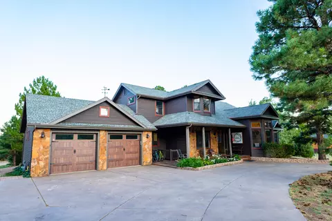 11685 N Glodia Dr, Flagstaff, AZ 86004